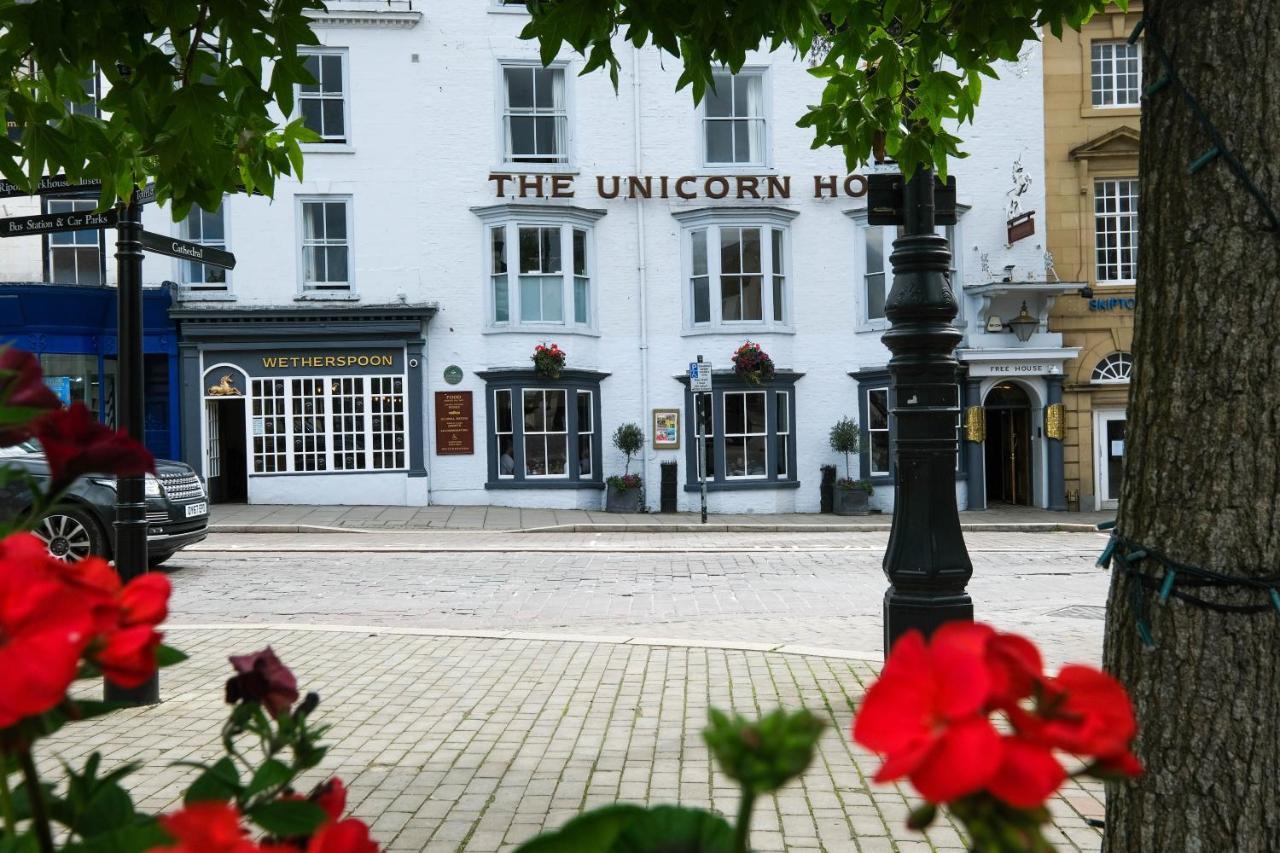 The Unicorn Hotel Wetherspoon Ripon Dış mekan fotoğraf