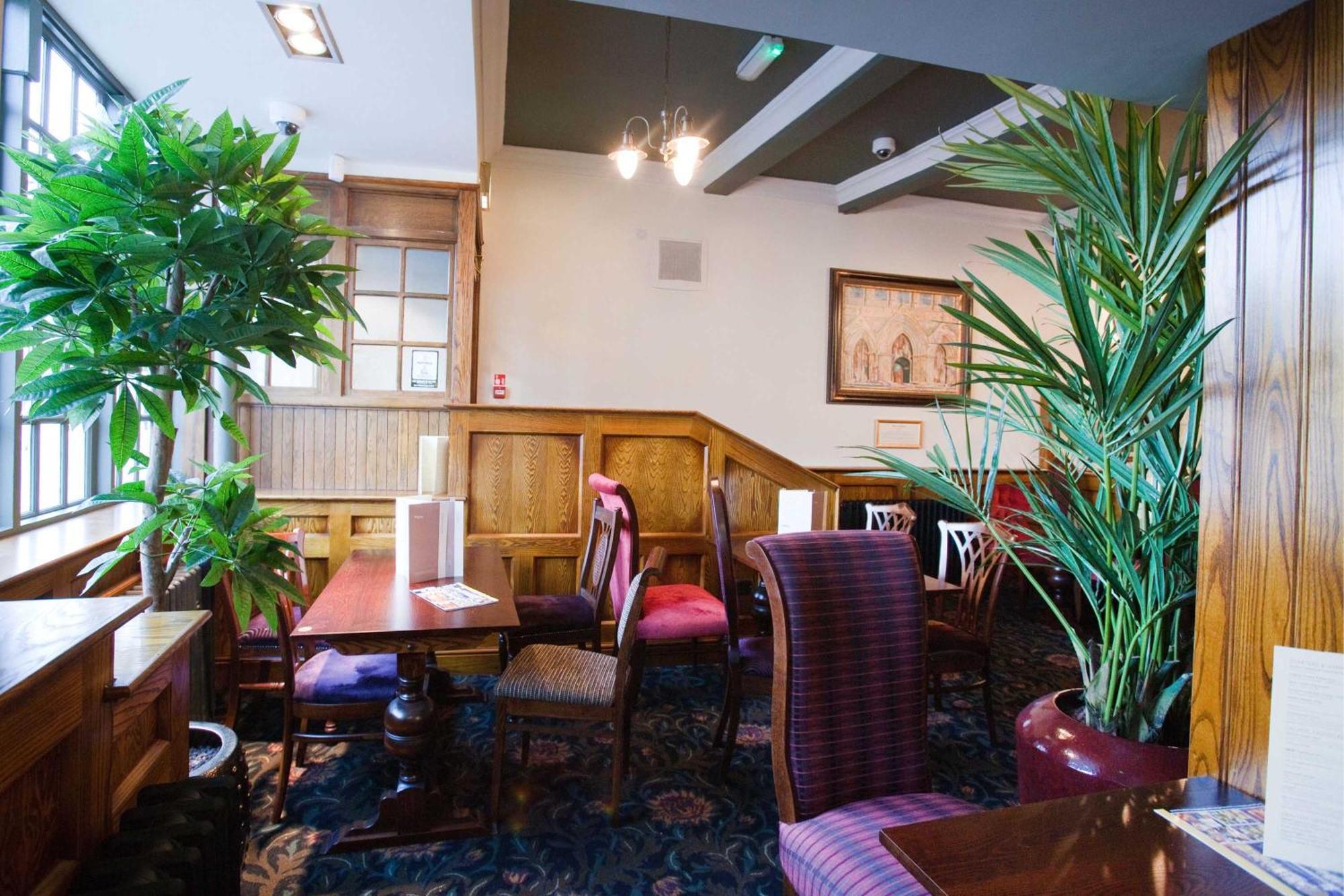 The Unicorn Hotel Wetherspoon Ripon Dış mekan fotoğraf