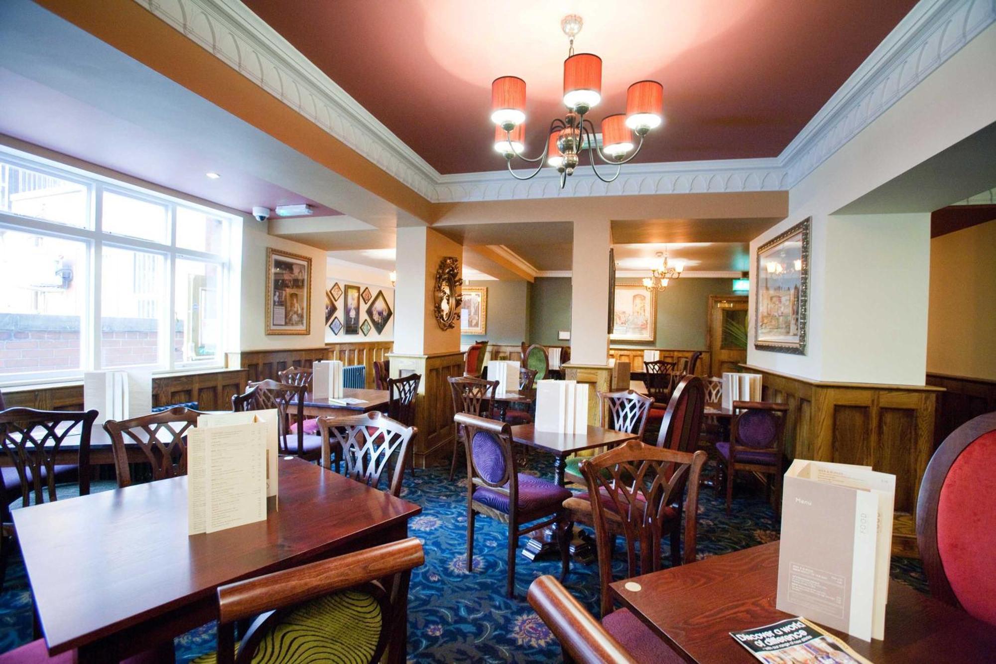 The Unicorn Hotel Wetherspoon Ripon Dış mekan fotoğraf