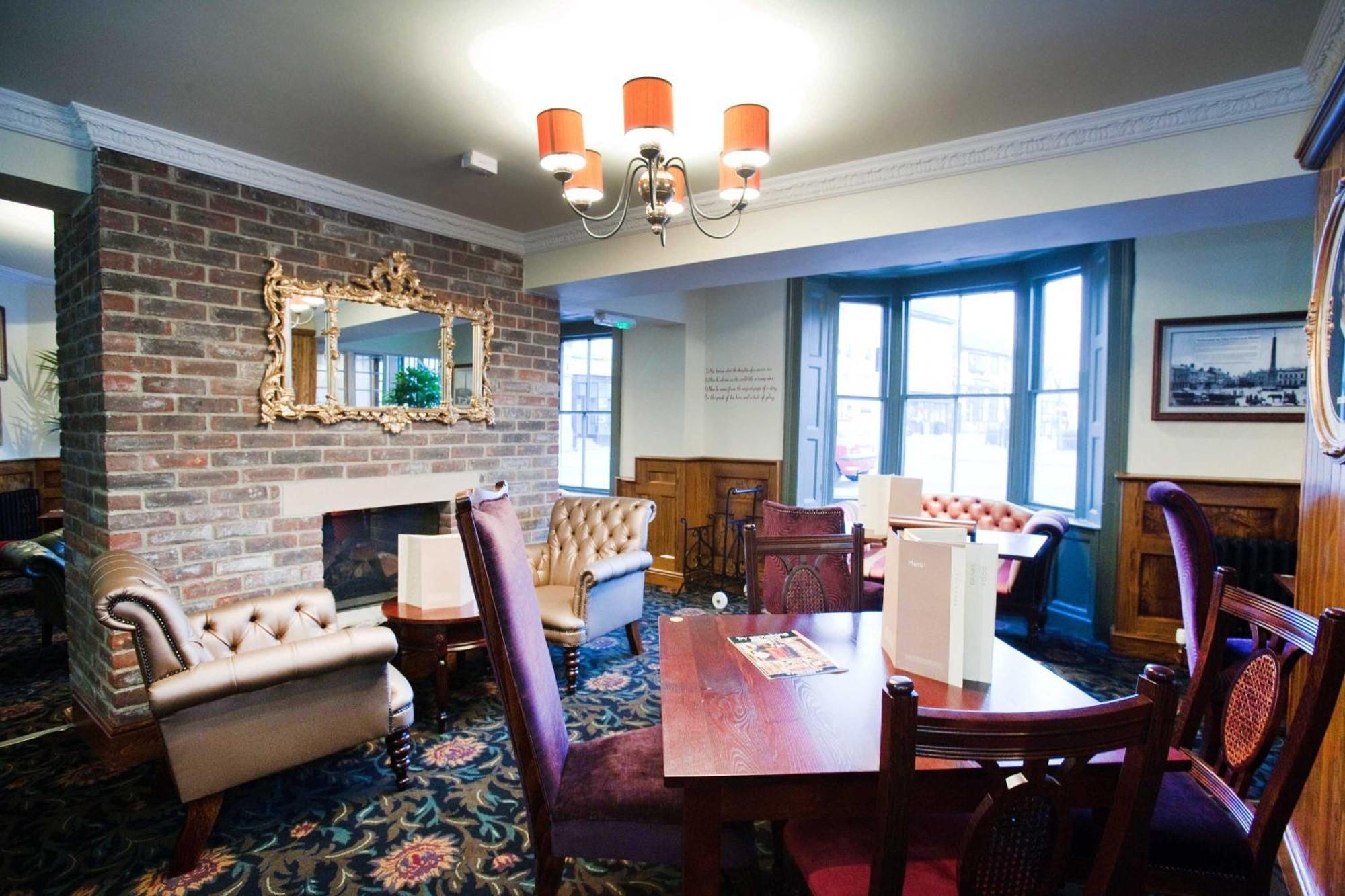 The Unicorn Hotel Wetherspoon Ripon Dış mekan fotoğraf