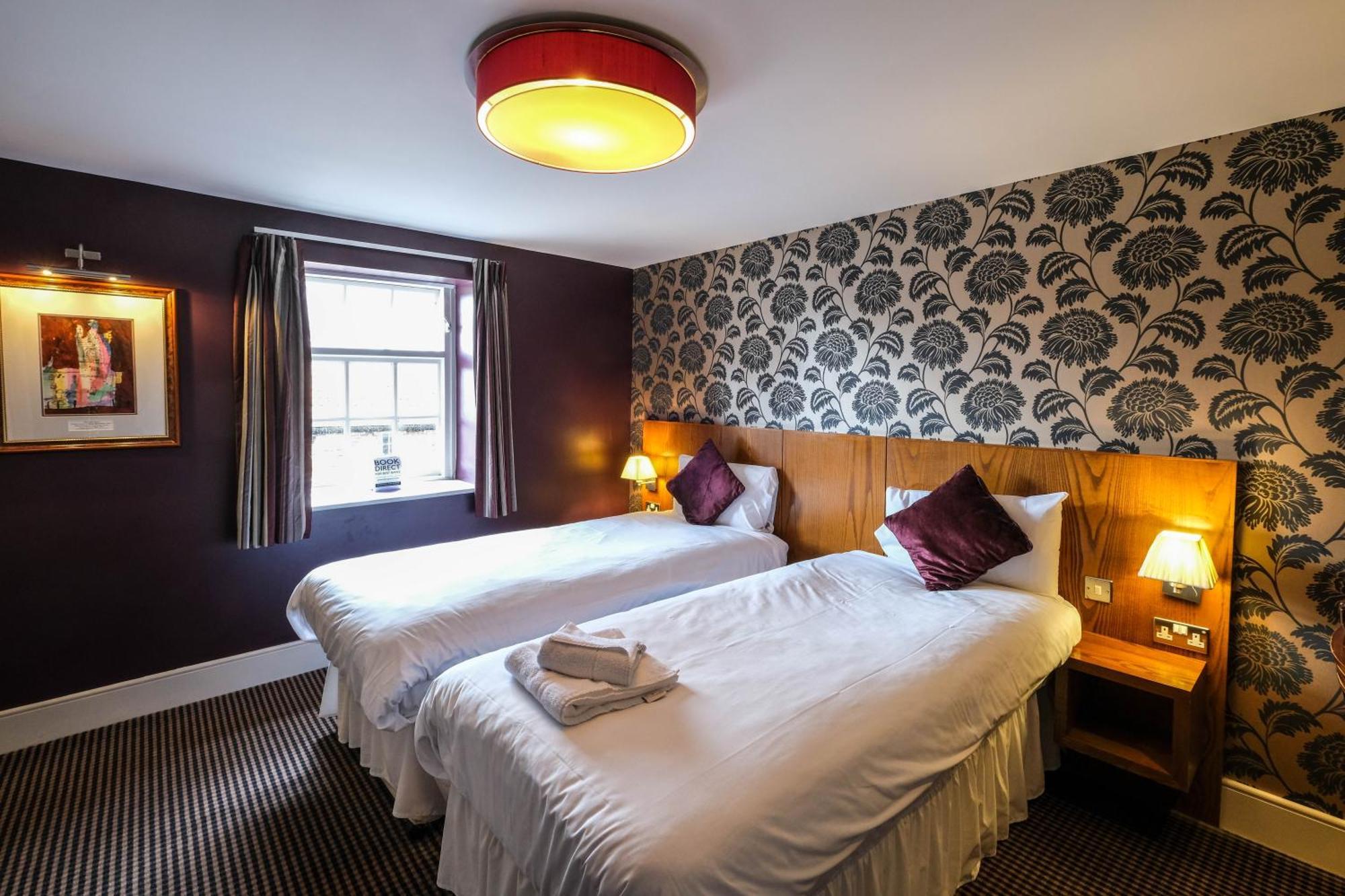 The Unicorn Hotel Wetherspoon Ripon Dış mekan fotoğraf